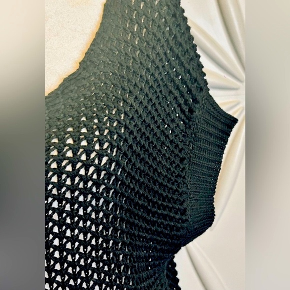 Vivienne Tam SZ S black knit “crochet like” top - Picture 4 of 5